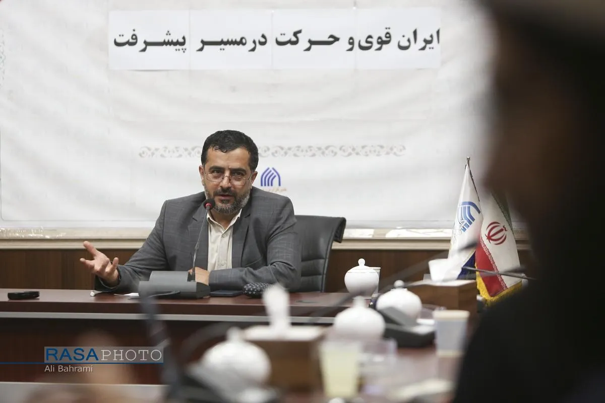 نشست ایران قوی و حرکت در مسیر پیشرفت