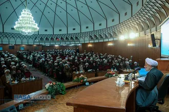 نشست تشکل اساتید سطوح عالی و خارج حوزه علمیه با موضوع "طوفان الاقصی و تحولات جهانی"