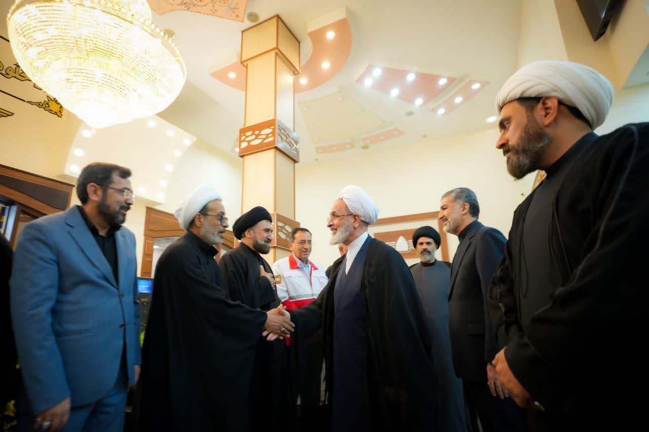 آیتالله اعرافی با پیام قدردانی از ملت و مراجع عظام عراق وارد نجف شد آیتالله اعرافی با پیام قدردانی از ملت و مراجع عظام عراق وارد نجف شد