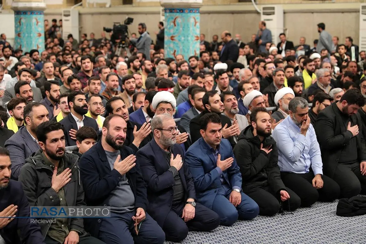 دیدار جمعی از خانواده&zwnj;های شهدای مدافع حرم و مقاومت در پنجمین سالگرد شهید سلیمانی با رهبر انقلاب