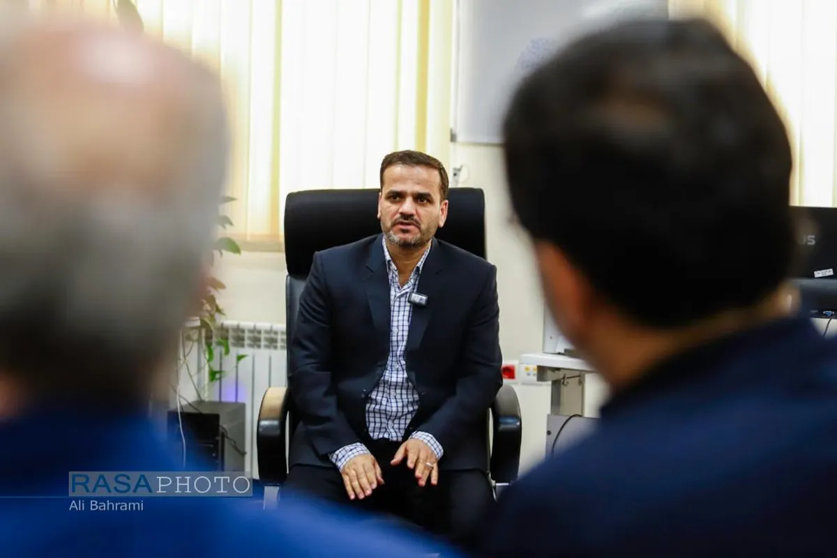 بازدید استاندار قم به&zwnj;مناسبت روز خبرنگار از خبرگزاری رسا