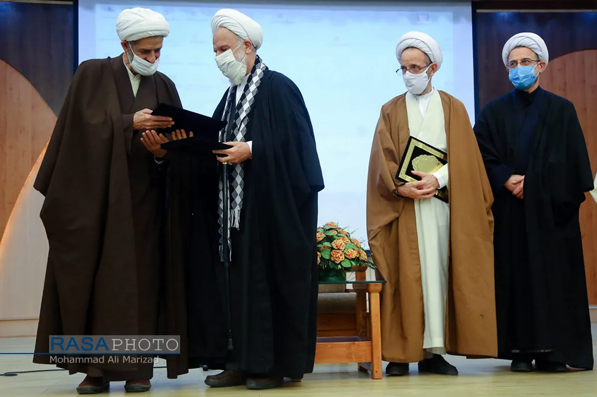 مراسم معارفه رییس جدید مؤسسه آموزشی و پژوهشی امام خمینی(ره)