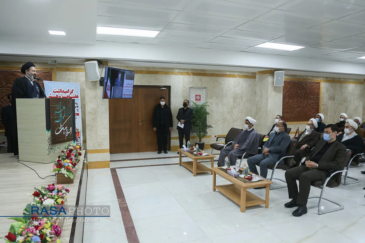 سفر معاون رئیس&zwnj;جمهور و رئیس بنیاد شهید و امور ایثارگران به قم