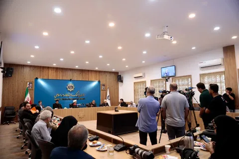 دریافت دو هزار قطعه ادبی در رثای رهبر شهید از شعرای ۴۰ کشور جهان