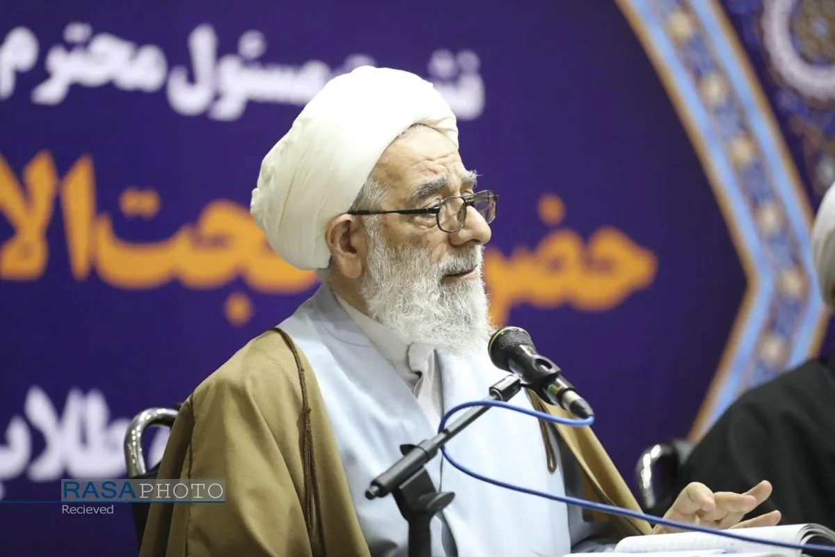 گردهمایی اساتید، طلاب مدارس علمیه ارومیه با حضور مسئول دبیرخانه شورای عالی حوزه&zwnj;های علمیه