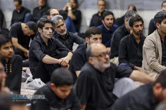 عزاداری شب ششم محرم در هیئت رزمندگان اسلام قم