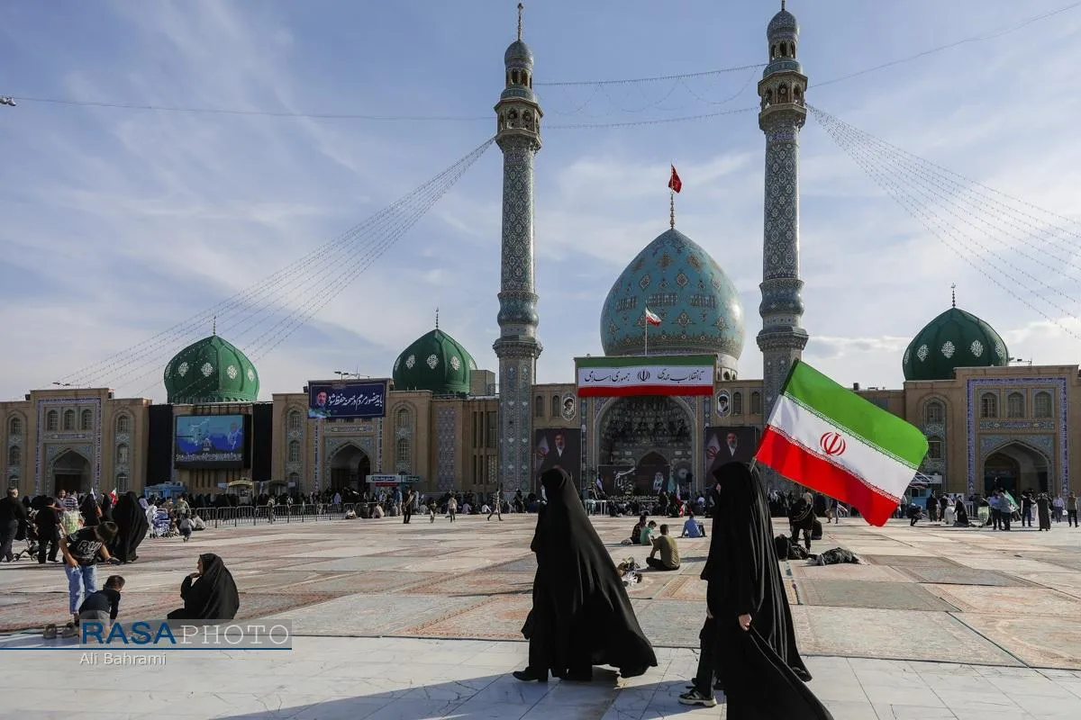 مراسم اربعین سیدالشهدای عصر غیبت شهید حضرت آیت&zwnj;الله العظمی سید علی خامنه&zwnj;ای (قدس سره)