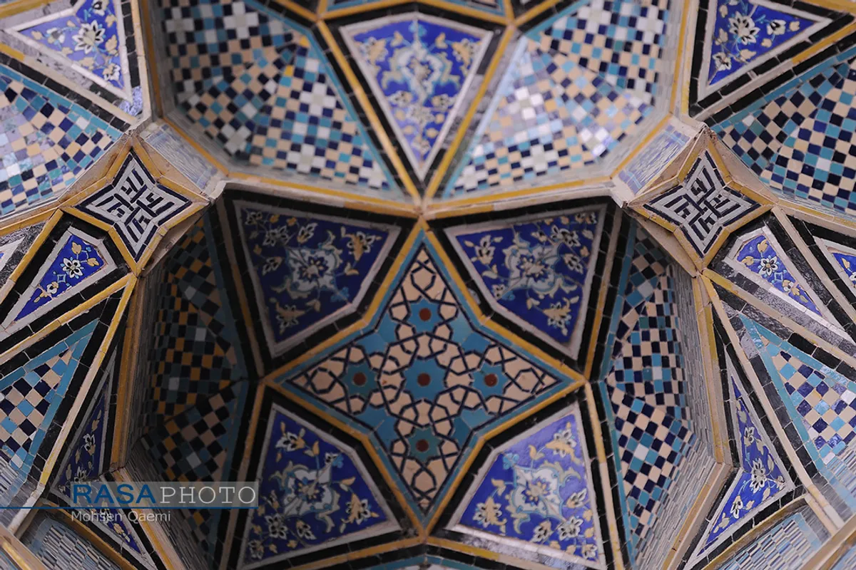کاشی کاری | مدرسه علمیه تاریخی حضرت امام صادق(ع) (مدرسه چهارباغ اصفهان)