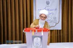 حضور حضرت آیت الله نوری همدانی در پای صندوق رای دومین دوره چهاردهمین انتخابات ریاست جمهوری