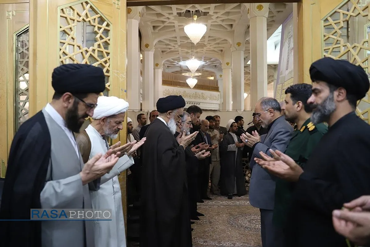 مراسم بزرگداشت شهدای خدمت در حرم حضرت معصومه (سلام&zwnj;الله&zwnj;علیها)
