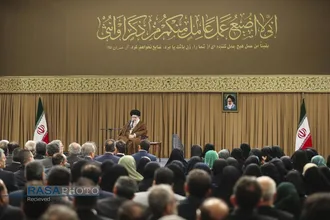 دیدار تولیدکنندگان و فعالان اقتصادی بخش خصوصی با رهبر انقلاب