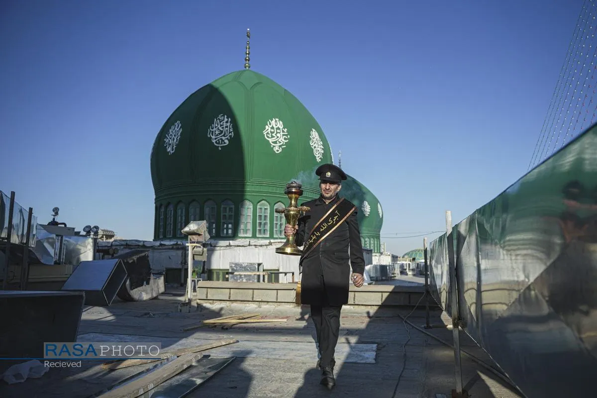 آئین تعویض پرچم مسجد مقدس جمکران در پی شهادت حضرت آیت&zwnj;الله&zwnj;العظمی خامنه&zwnj;ای (قدس&zwnj;سره)