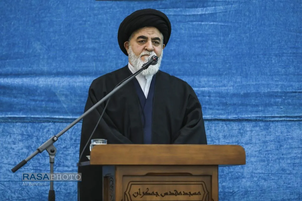 جشن عمامه&zwnj;گذاری طلاب حوزه علمیه حضرت ولی عصر (عج)