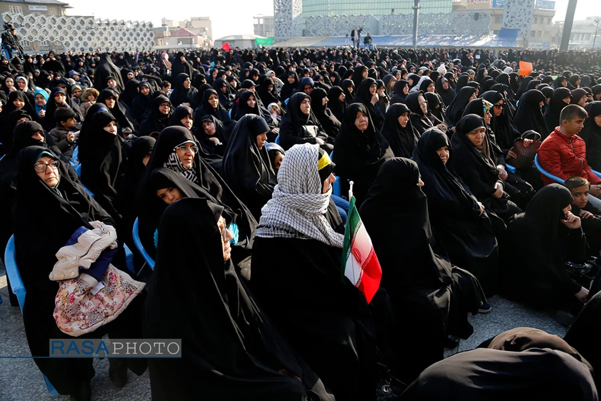 اجتماع دختران انقلاب در میدان امام حسین (ع) تهران