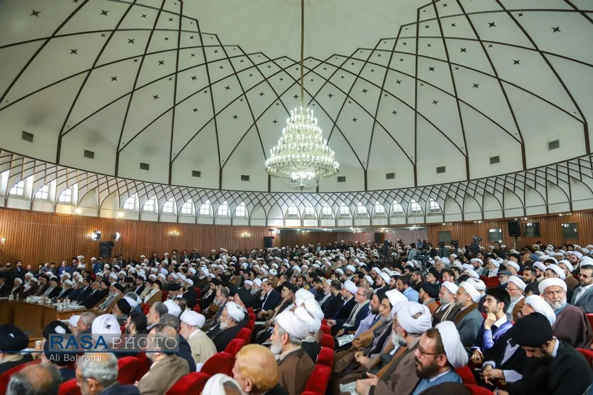 رونمایی از تفسیر تسنیم آیت&zwnj;الله جوادی آملی