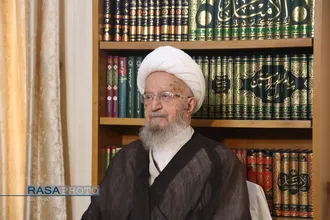 دیدار اعضای شورای عالی حوزه&zwnj;های علمیه با حضرت آیت الله مکارم شیرازی
اعضای