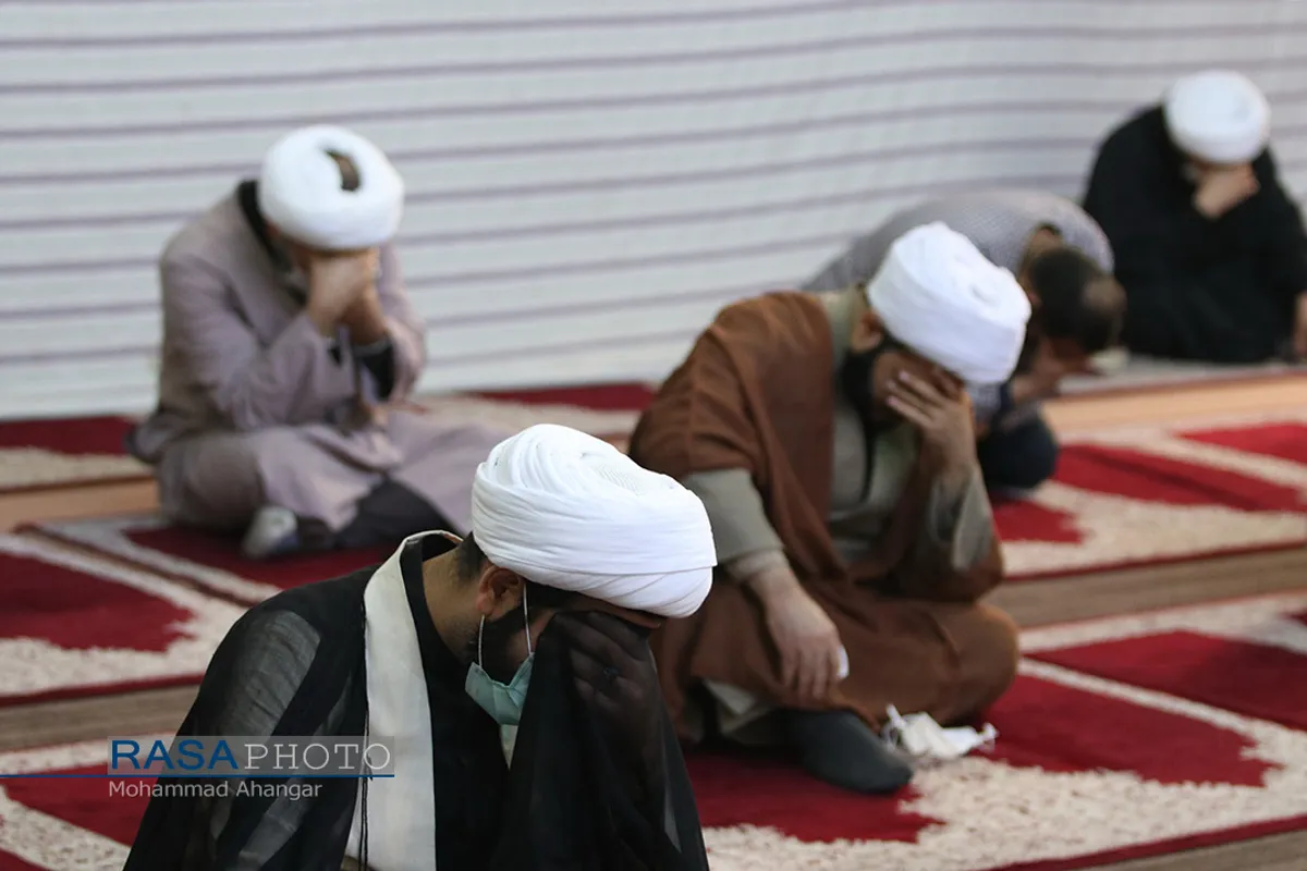 عزاداری فاطمیه و بزرگداشت یوم الله ۹ دی در مدرسه علمیه امام خمینی (ره) اهواز