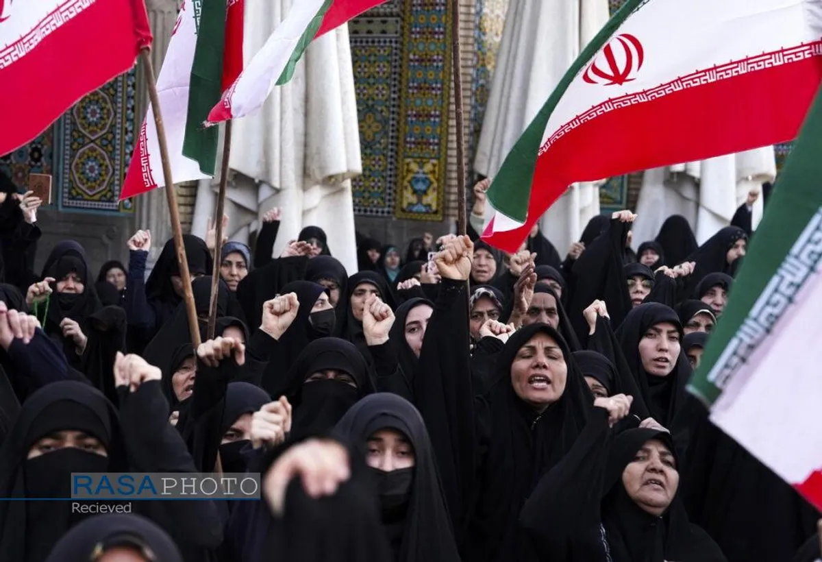 تجمع مردم انقلابی قم در محکومیت تجاوز رژیم صهیونیستی و امریکا به کشور