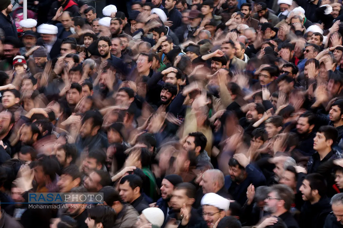 دسته عزاداری شهادت حضرت فاطمه زهرا (سلام الله علیها) با حضور حضرت آیت الله وحید خراسانی