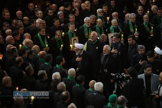 مراسم خطبه خوانی شب عاشورا در حرم مطهر رضوی&lrm;
