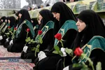 آیین تعویض پرچم گنبد منور رضوی در روز میلاد امام رضا(علیه&zwnj;السلام)