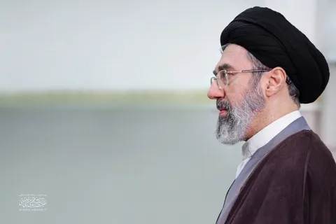 ناگفته‌های جلسه انتخاب رهبر سوم انقلاب