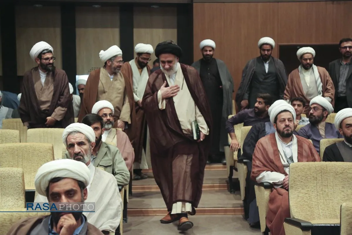 همایش "حوزه علمیه پیشرو و سرآمد از اندیشه تا اقدام در پرتو منشور مقام معظم رهبری"