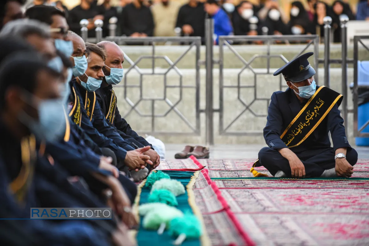مراسم تعویض پرچم حرم حضرت معصومه (سلام الله علیها) در شب اول محرم ۱۴۴۴