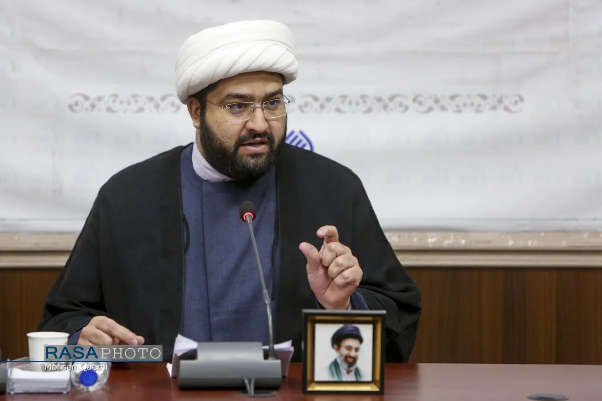 نشست "محتوا و پیام تبلیغ دینی؛ مسئله&zwnj;مندی، اثربخشی و اقناع"