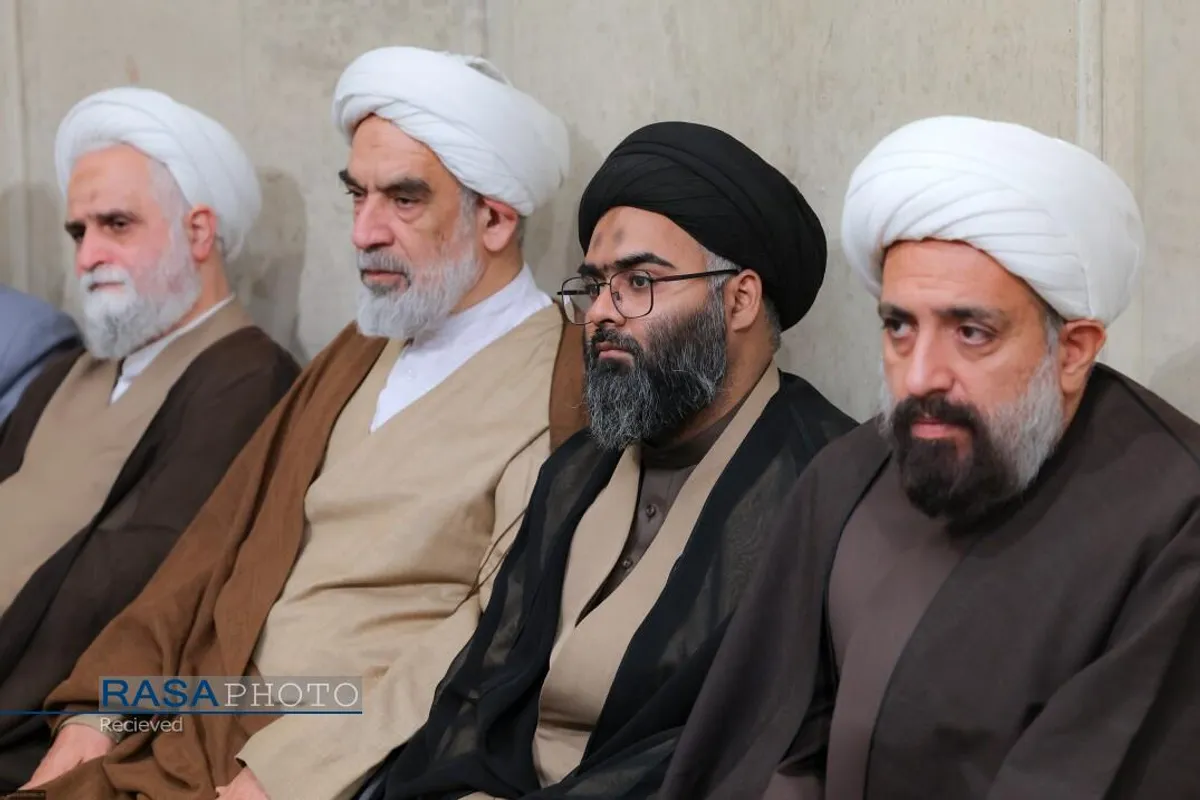 دیدار مردم قم با رهبر انقلاب در سالروز قیام ۱۹ دی