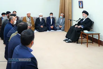 دیدار اعضای اتحادیه انجمن&zwnj;های اسلامی دانشجویان در اروپا با رهبر انقلاب