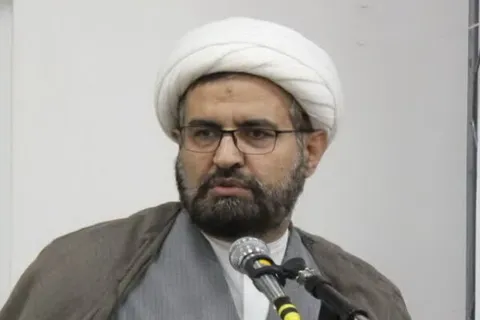 عرفان حلقه؛ انحراف معنوی در پوشش درمان و معرفت

 