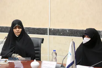نشست زن انقلاب و حوزه&zwnj;های علمیه خواهران