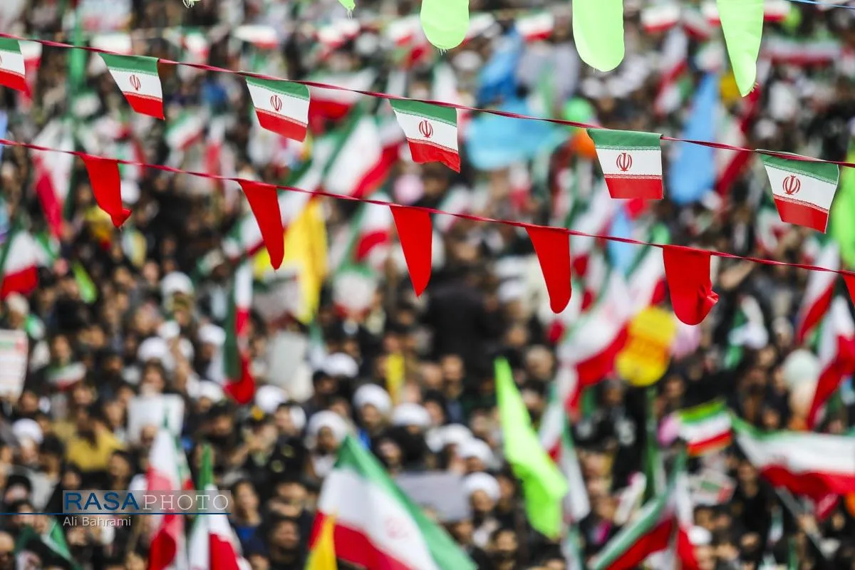 خلق حماسه ای دیگر در راهپیمایی یوم الله ۲۲ بهمن ۱۴۰۴