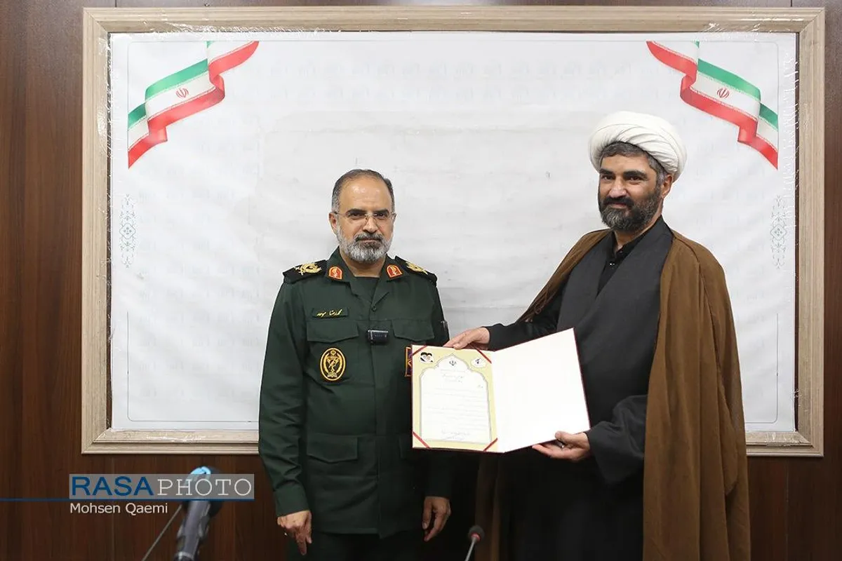 بازدید سردار موحد فرمانده سپاه استان قم بمناسبت روز خبرنگار از خبرگزاری رسا