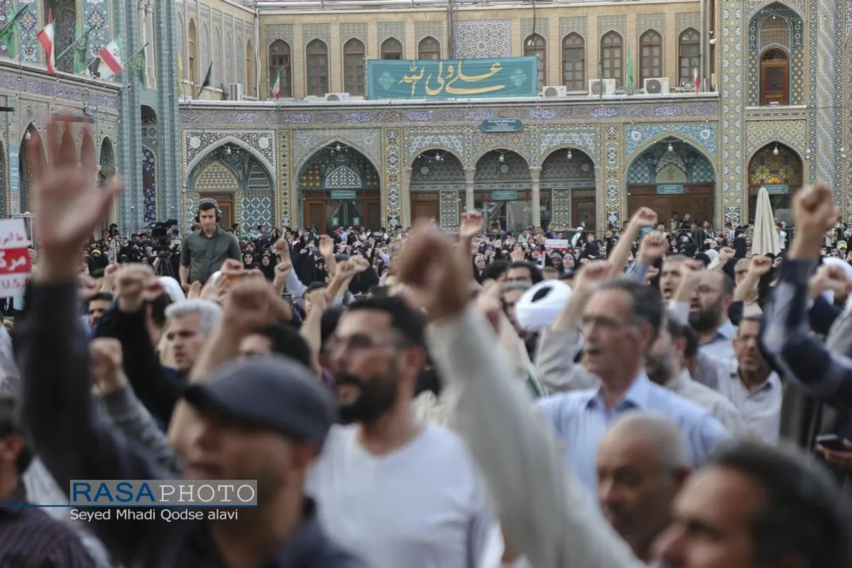 فریاد انتقام خواهی مردم قم در پی شهادت سرداران بزرگ ایران