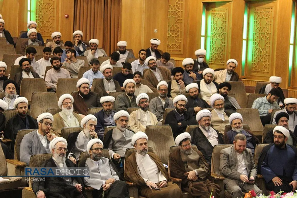 مراسم بزرگداشت روز معلم و تجلیل از اساتید حوزه علمیه تهران