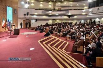 مراسم رونمایی از کتاب &laquo;سَلُونِی قَبْلَ أَن ْتَفْقِدُونِی، تحریر نهج البلاغه&raquo;