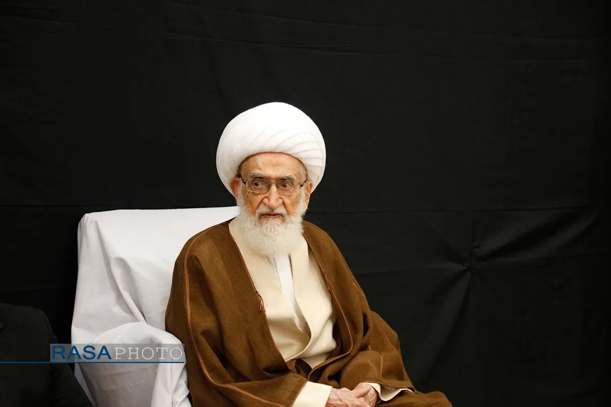 بزرگداشت شهدای غزه و اعلام حمایت از ملت فلسطین در دفتر حضرت آیت&zwnj;الله نوری همدانی