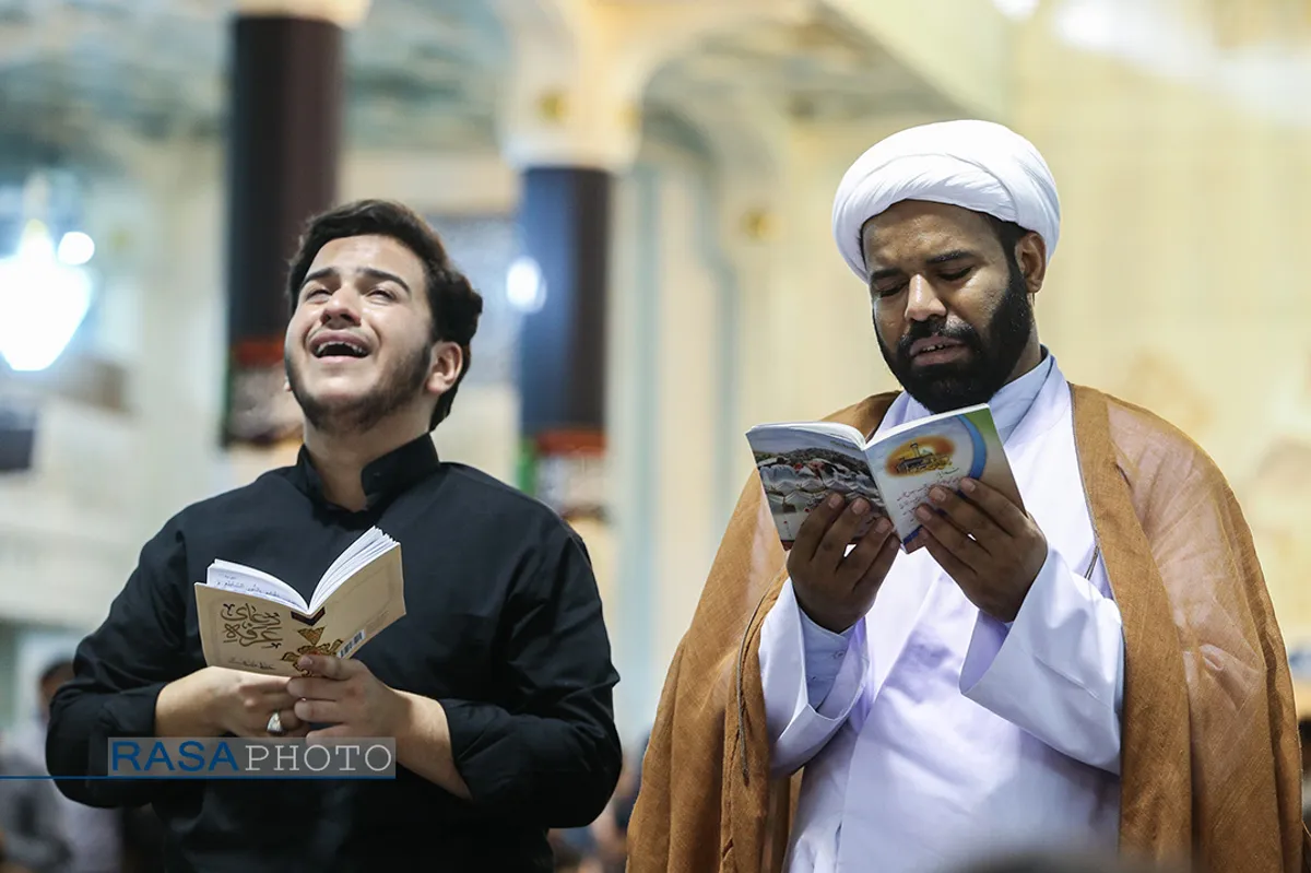 مراسم دعای عرفه در حرم حضرت معصومه (سلام الله علیها)