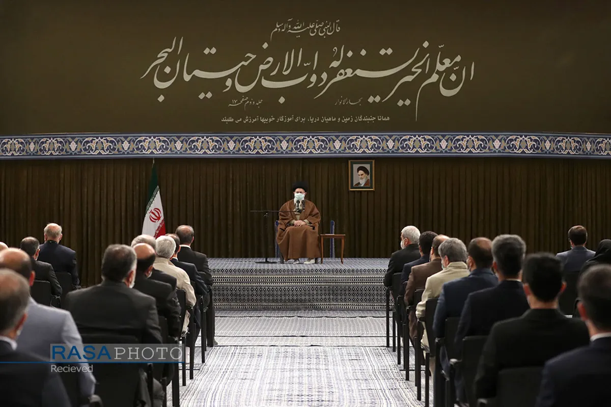 دیدار جمعی از معلمان با مقام معظم رهبری