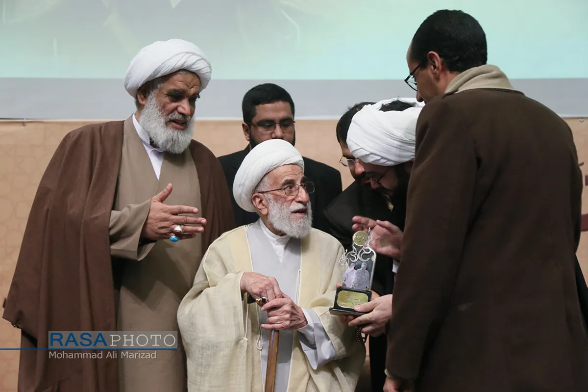 همایش بزرگ جوانان مقاومت و گرامیداشت شهید جهاد مغنیه