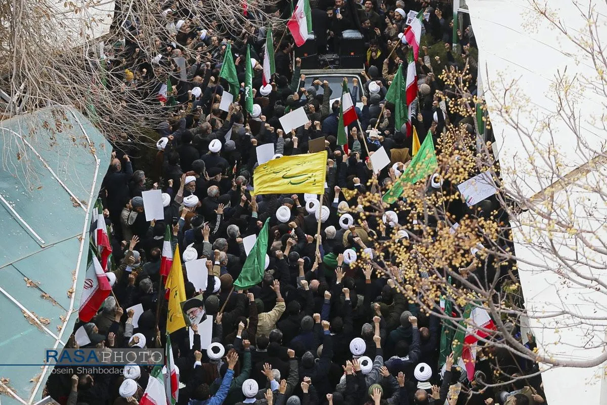 قیام مردم قم علیه اغتشاشگران