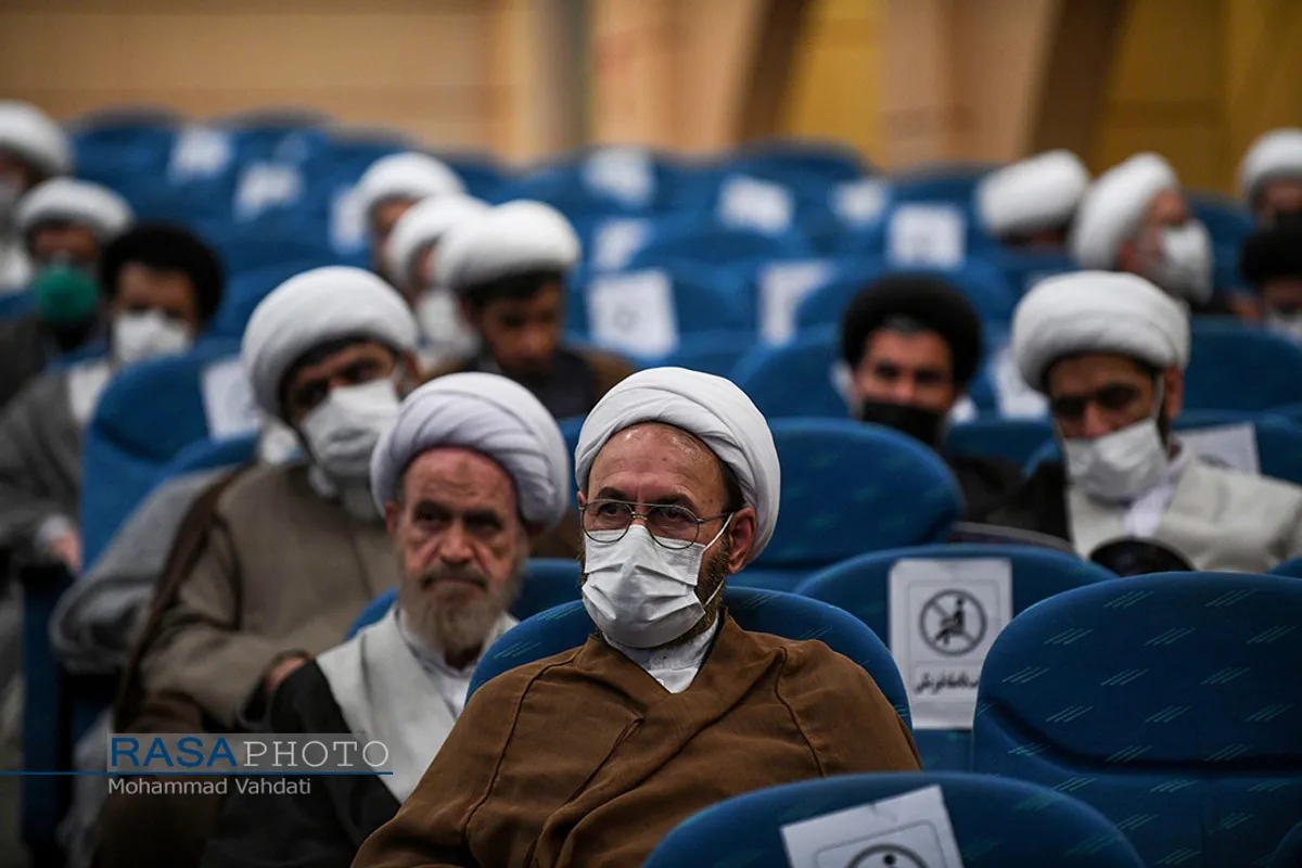 مراسم نکوداشت مرحوم آیت الله سلطان&zwnj;الواعظین شیرازی با قرائت پیام حضرت آیت الله سبحانی در سالن همایش های غدیر دفتر تبلیغات اسلامی برگزار شد.