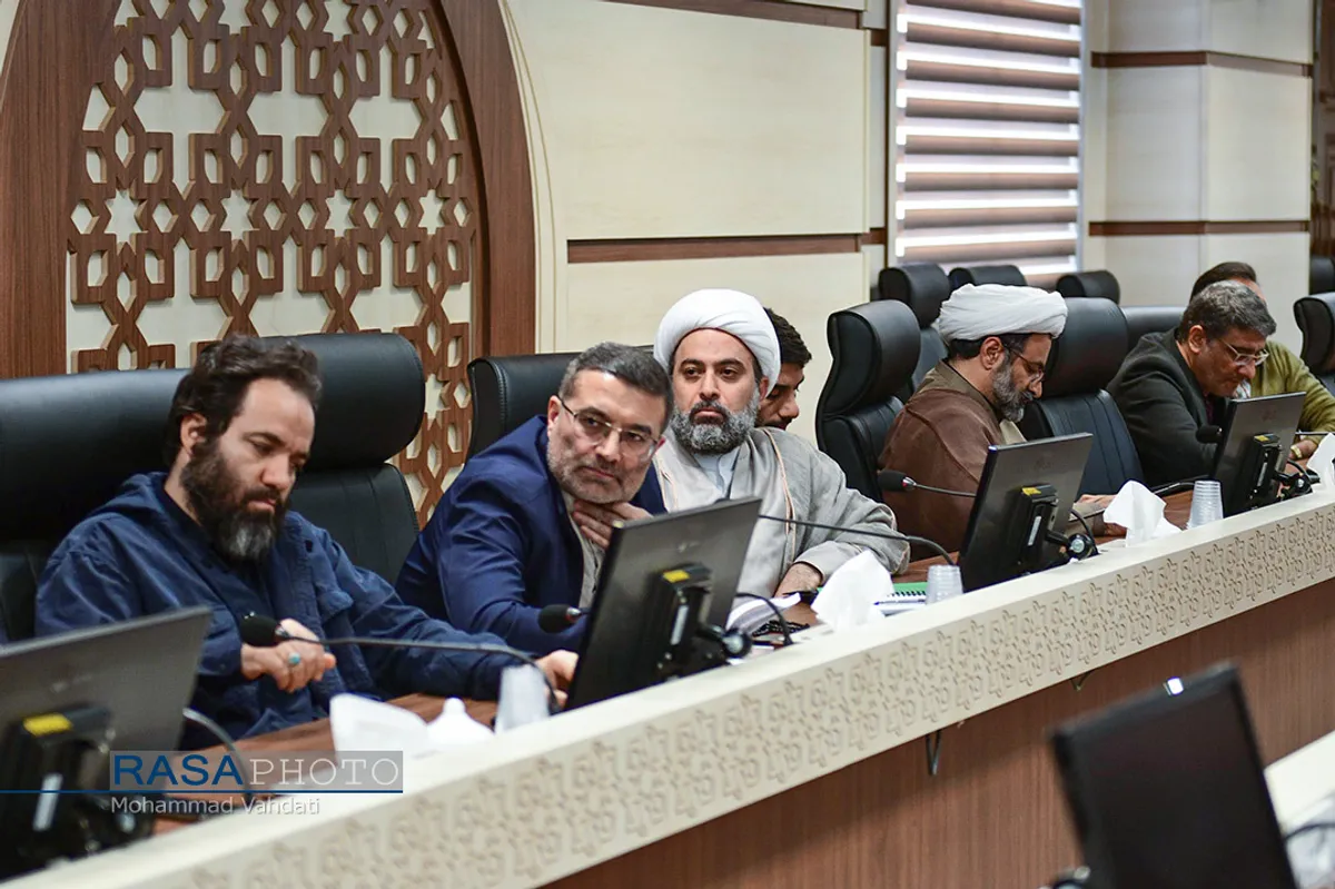 اولین نشست تخصصی، مدیران کل سازمان سینمایی کشور و مدیران و کارشناسان هنر و سینمای حوزه علمیه
