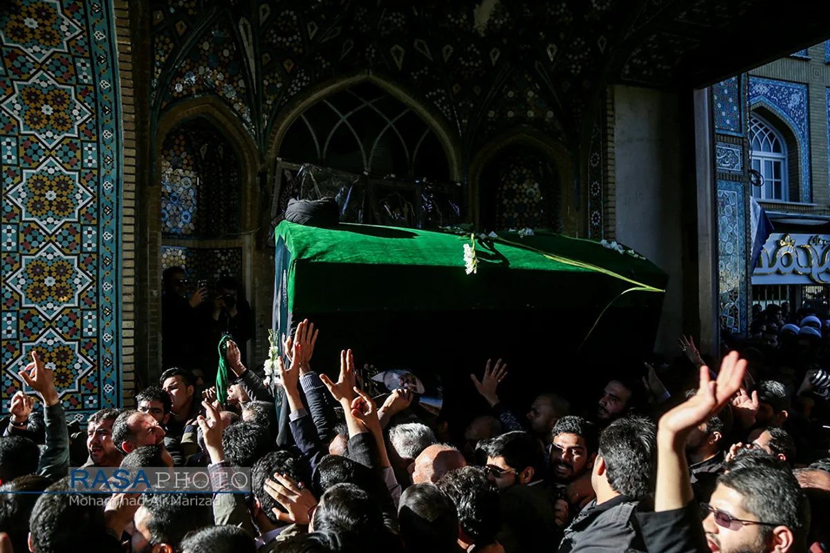 تشییع با شکوه مرحوم آیت الله هاشمی شاهرودی در قم