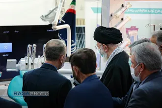 بازدید مقام معظم رهبری از نمایشگاه توانمندی&zwnj;های صنعتی