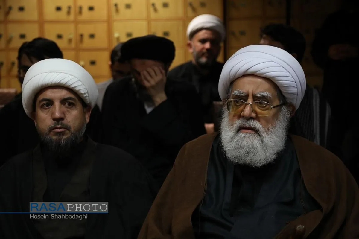 حضور شخصیت&zwnj;های حوزوی و گروه&zwnj;های مردم در دفتر حزب الله لبنان در قم