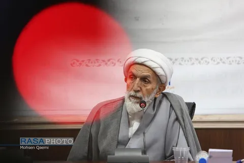 دشمن تمام ظرفیت خود را صرف تضعیف انقلاب اسلامی کرده است