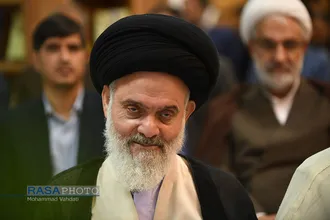آیین رونمایی از کتاب&zwnj;های موسسات علمی و پژوهشی آستان قدس رضوی
